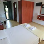 Aparthotel Dolphins &