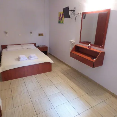 Apartmanhotel Dolphins & Liménasz