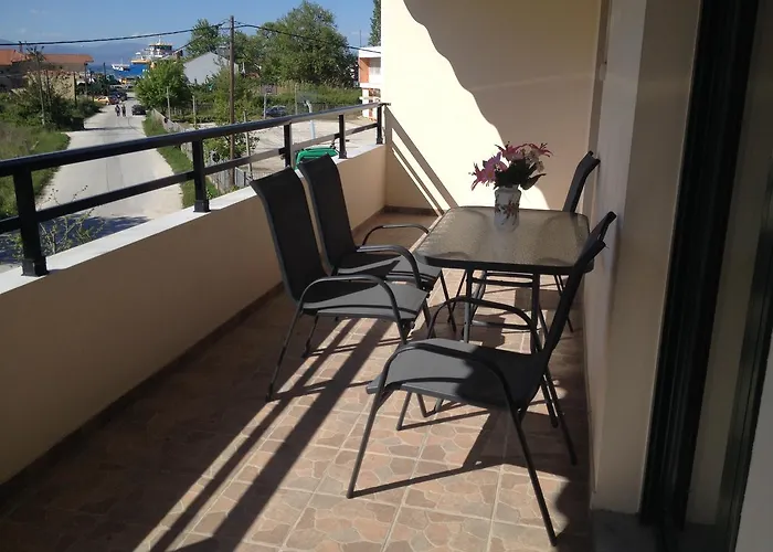 Dolphins & Aparthotel 3*